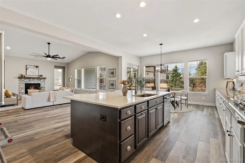 27620 E Lakeview Drive Aurora CO 80016