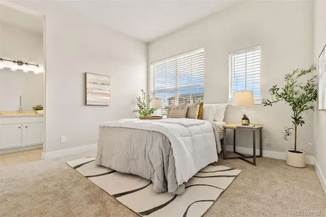 27620 E Lakeview Drive Aurora CO 80016