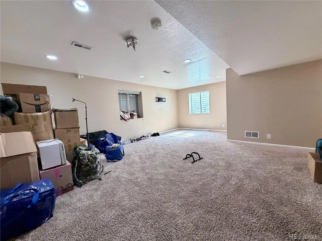2695 E 109th Avenue Northglenn CO 80233