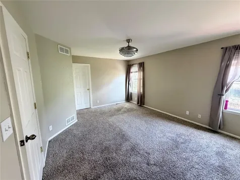 2695 E 109th Avenue Northglenn CO 80233
