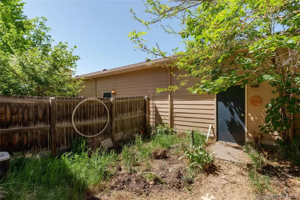 275 Rampart Way Denver CO 80230