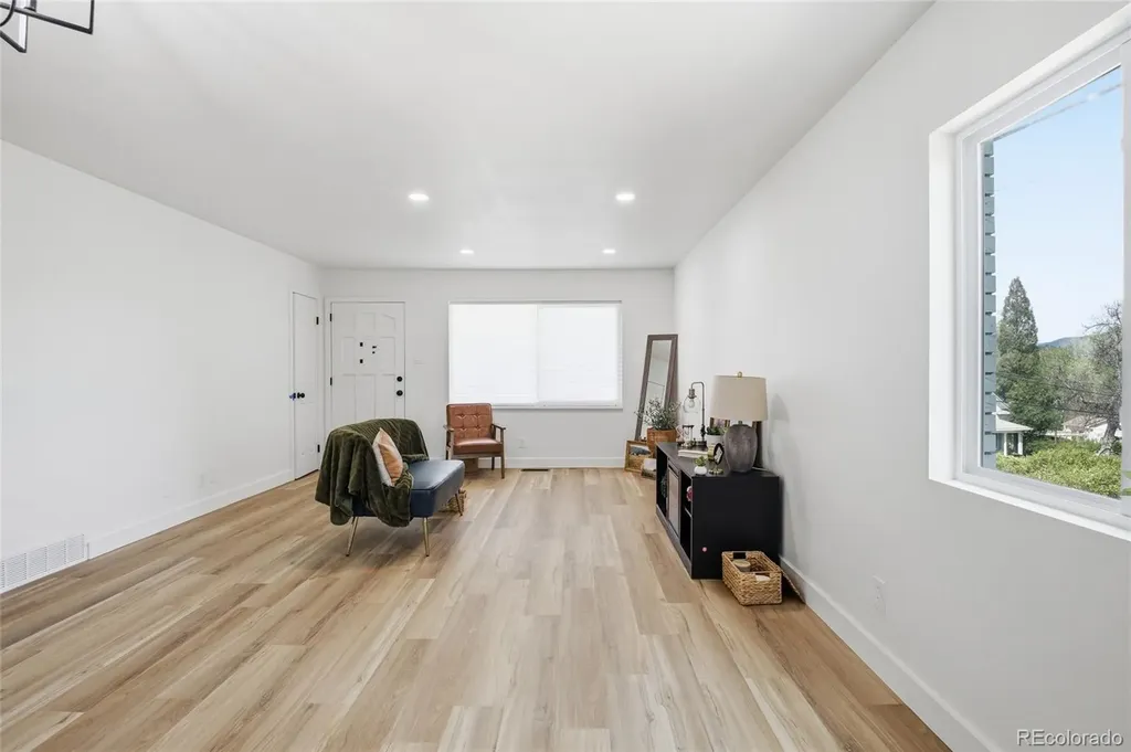2023 Woodburn Street Colorado Springs CO 80906