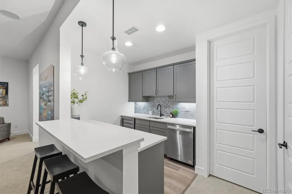 6656 Canyonpoint Road Castle Pines CO 80108