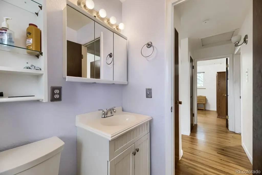 12142 W 60th Place Arvada CO 80004