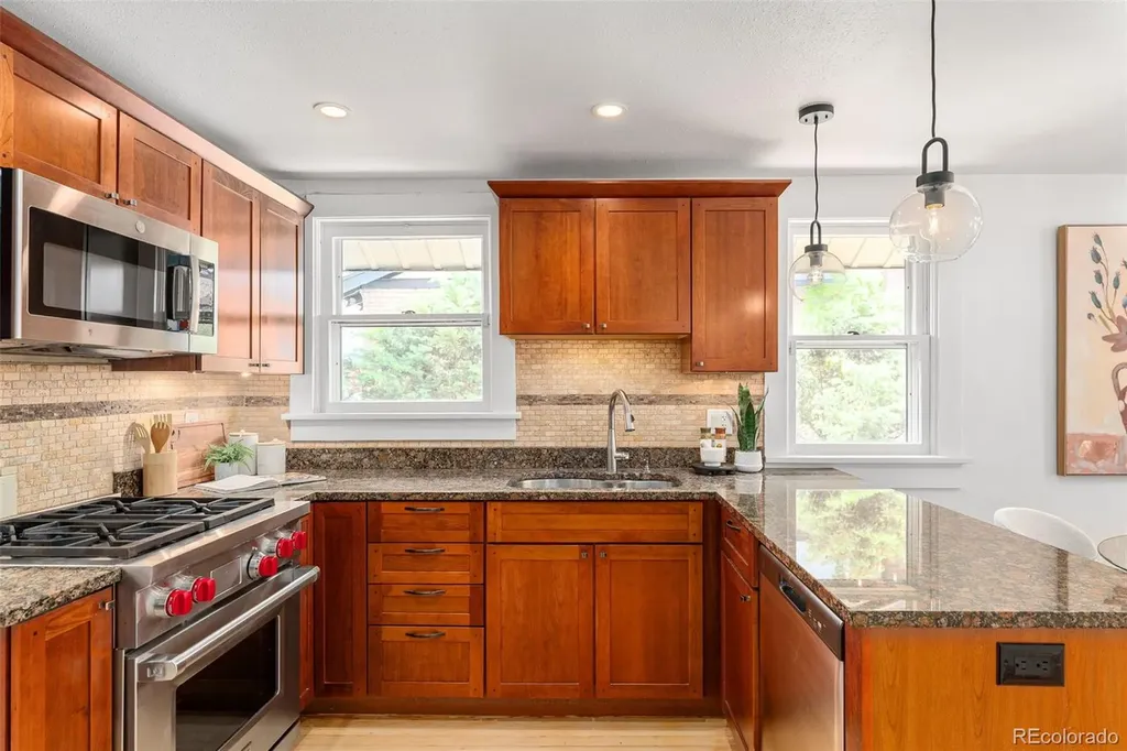 3436 W 37th Avenue Denver CO 80211