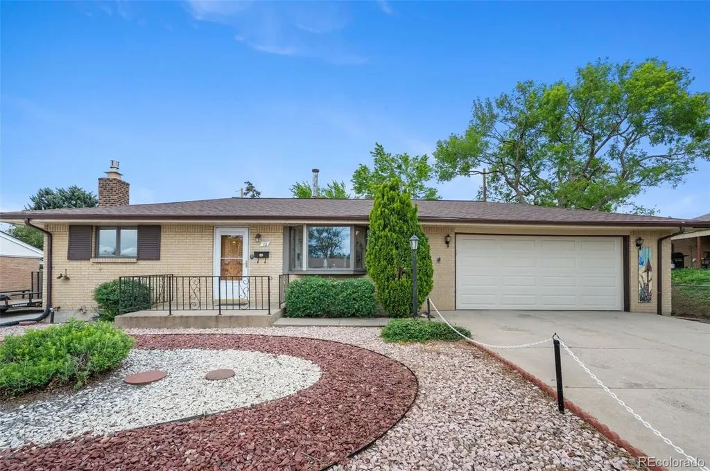 10 Joan Drive Denver CO 80221