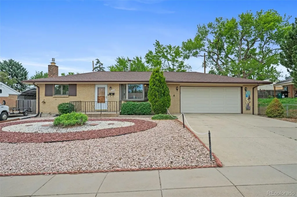10 Joan Drive Denver CO 80221