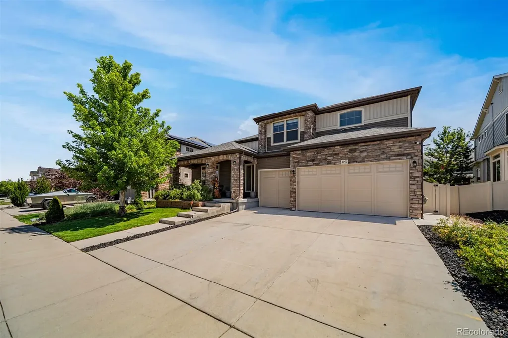 Denver CO, 4992 Liverpool Street