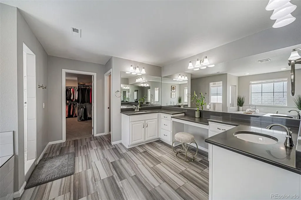 4992 Liverpool Street Denver CO 80249