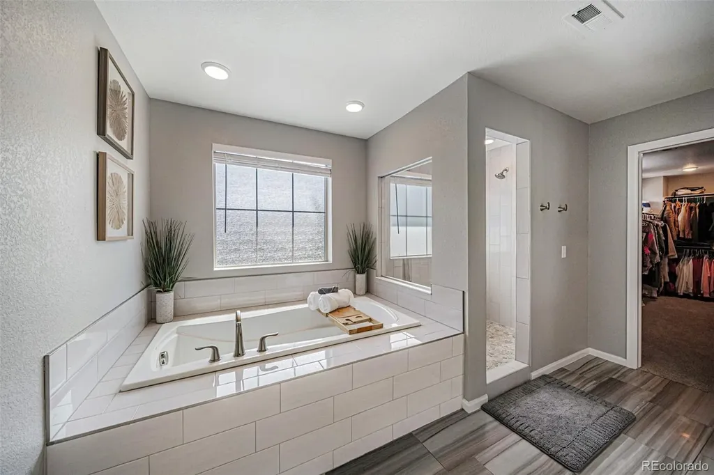 4992 Liverpool Street Denver CO 80249