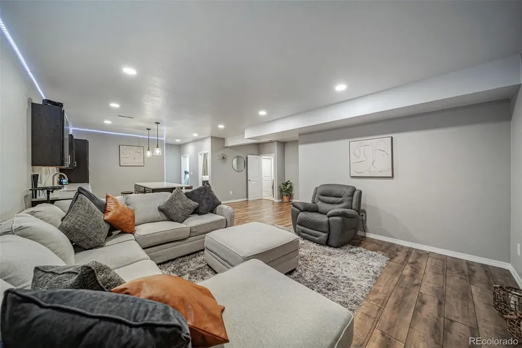 4992 Liverpool Street Denver CO 80249