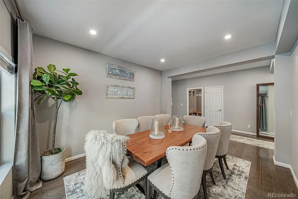 4992 Liverpool Street Denver CO 80249