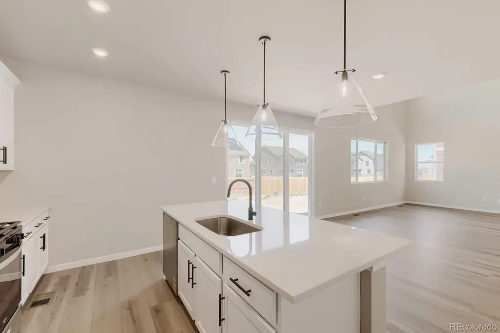 46409 Saddleback Drive Bennett CO 80102