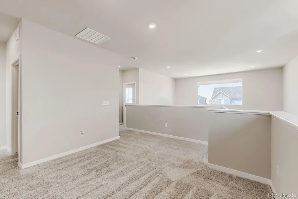 46409 Saddleback Drive Bennett CO 80102