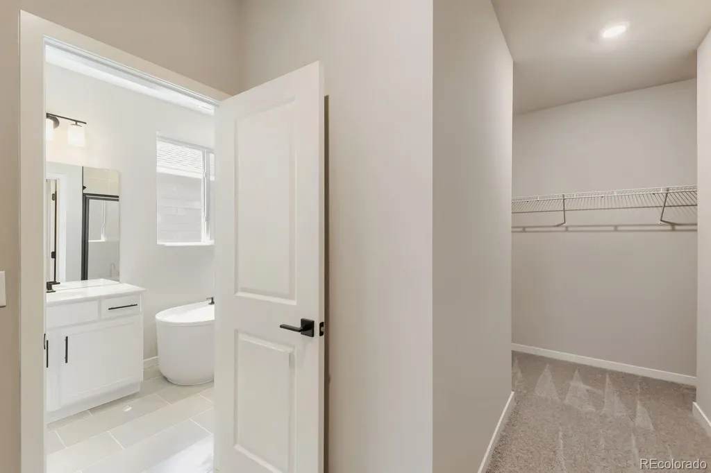 46409 Saddleback Drive Bennett CO 80102