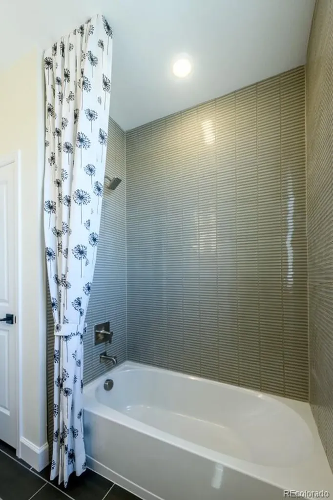 46409 Saddleback Drive Bennett CO 80102