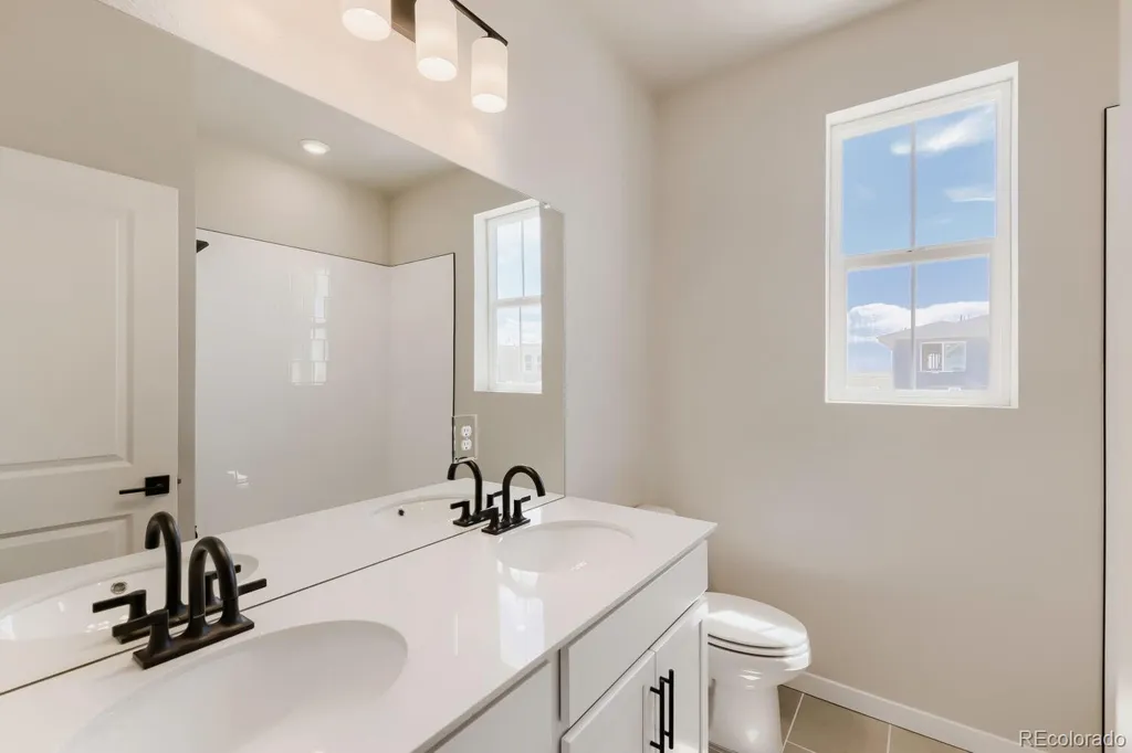 46409 Saddleback Drive Bennett CO 80102