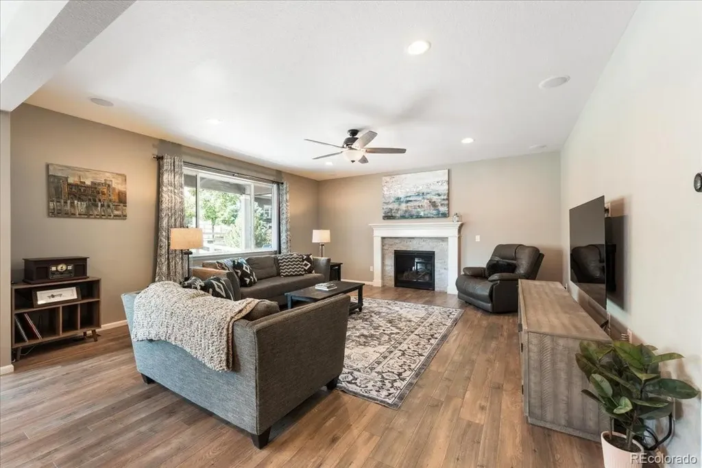 8480 Arapahoe Peak Street Littleton CO 80125