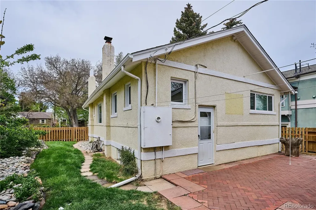 1248 Hudson Street Denver CO 80220
