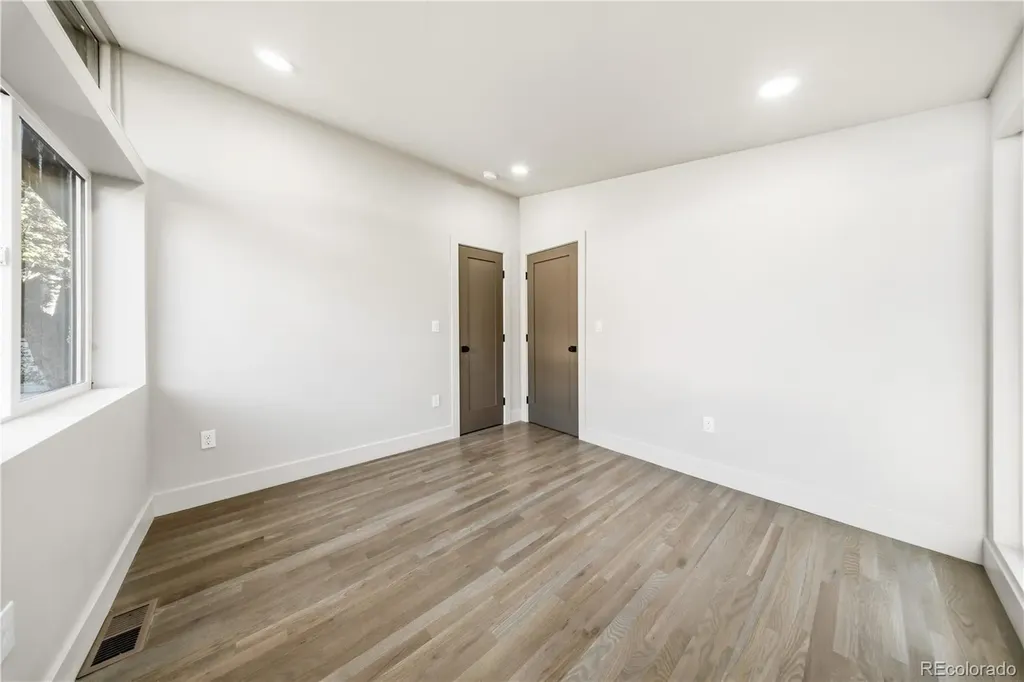 2440 S Meade Street Denver CO 80219