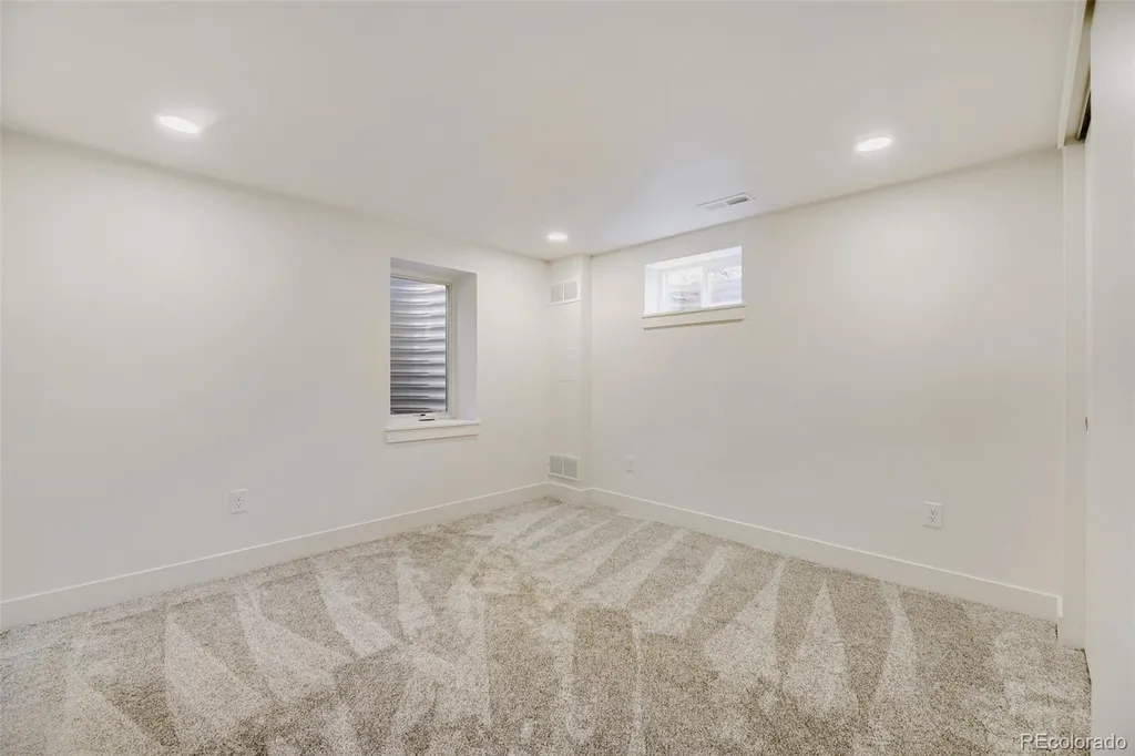 1364 S Poplar Street Denver CO 80224
