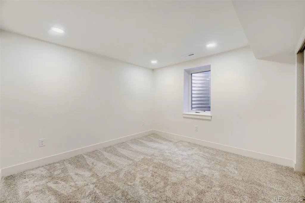 1364 S Poplar Street Denver CO 80224