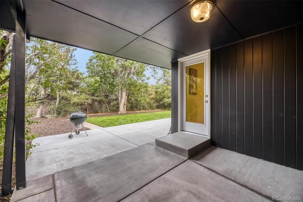 1364 S Poplar Street Denver CO 80224