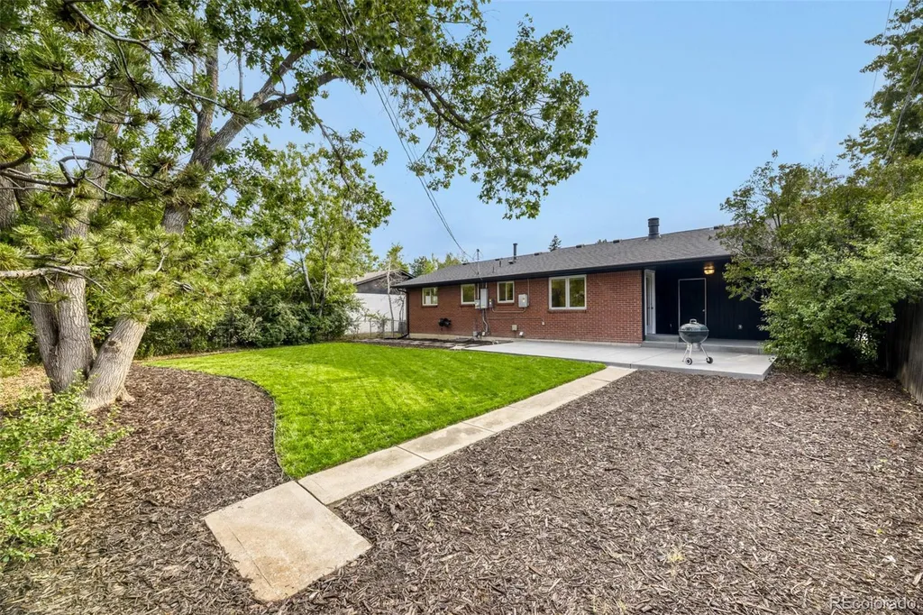 1364 S Poplar Street Denver CO 80224