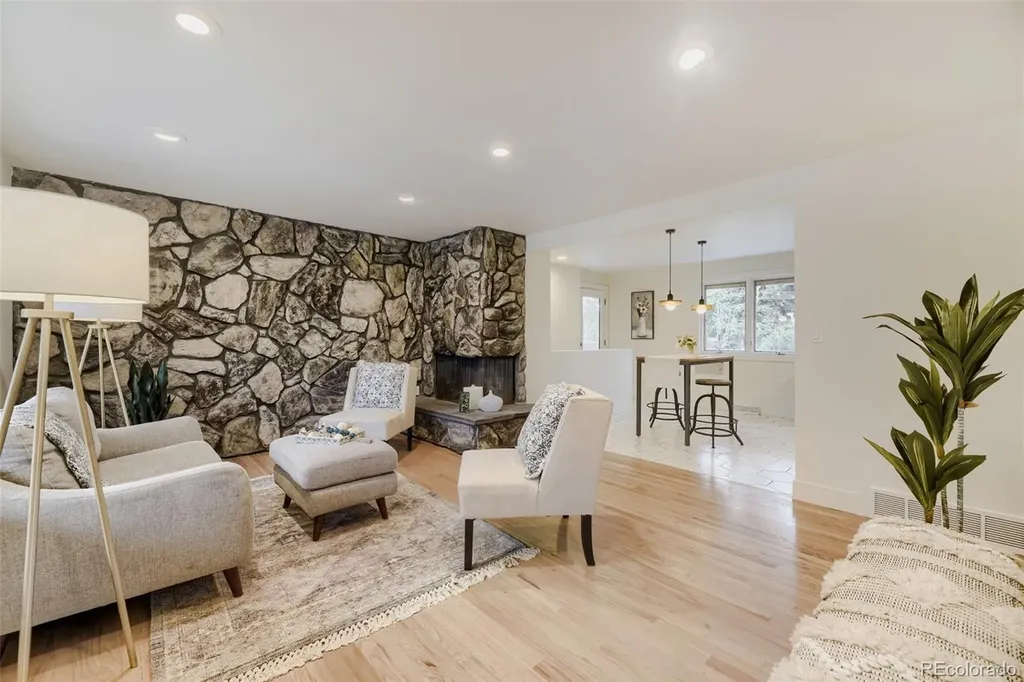 1364 S Poplar Street Denver CO 80224