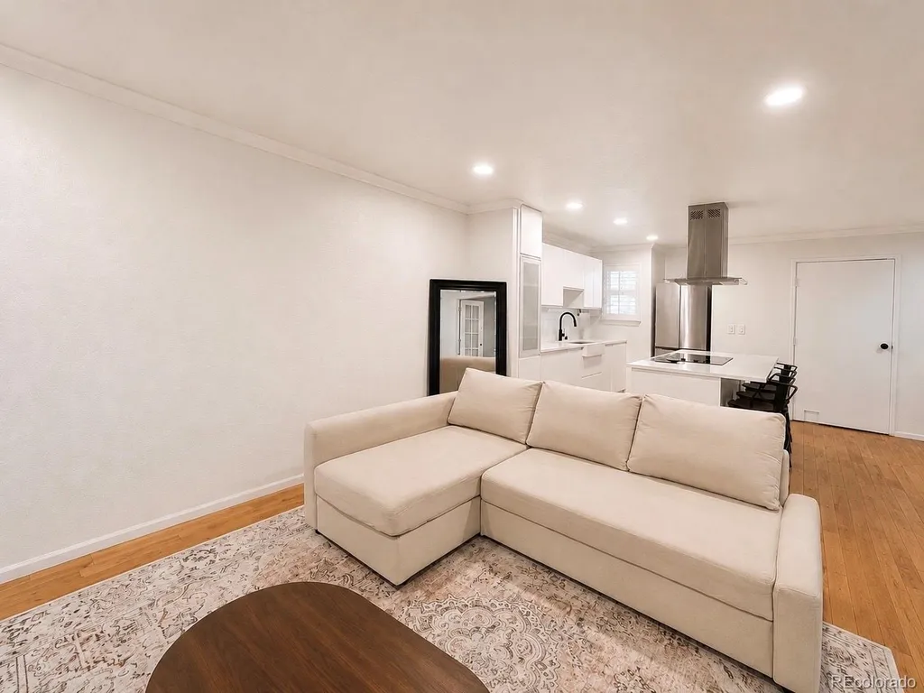 11 W Ellsworth Avenue Denver CO 80223