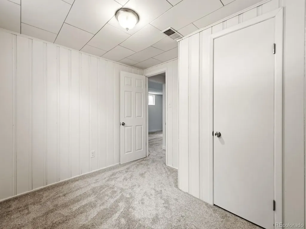 2161 Meadowbrook Drive Denver CO 80221