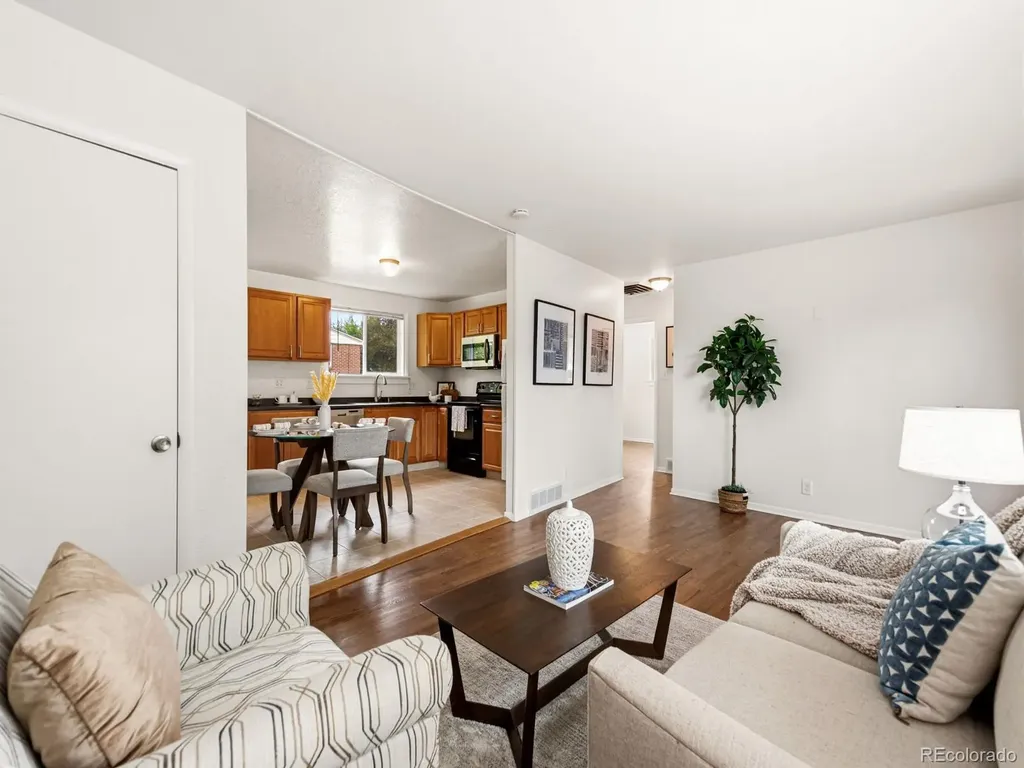 2161 Meadowbrook Drive Denver CO 80221