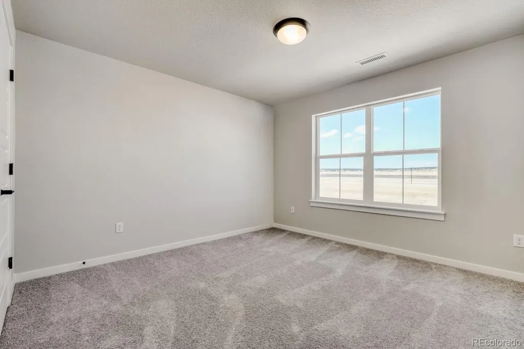 8702 Long Beach Terrace Colorado Springs CO 80908