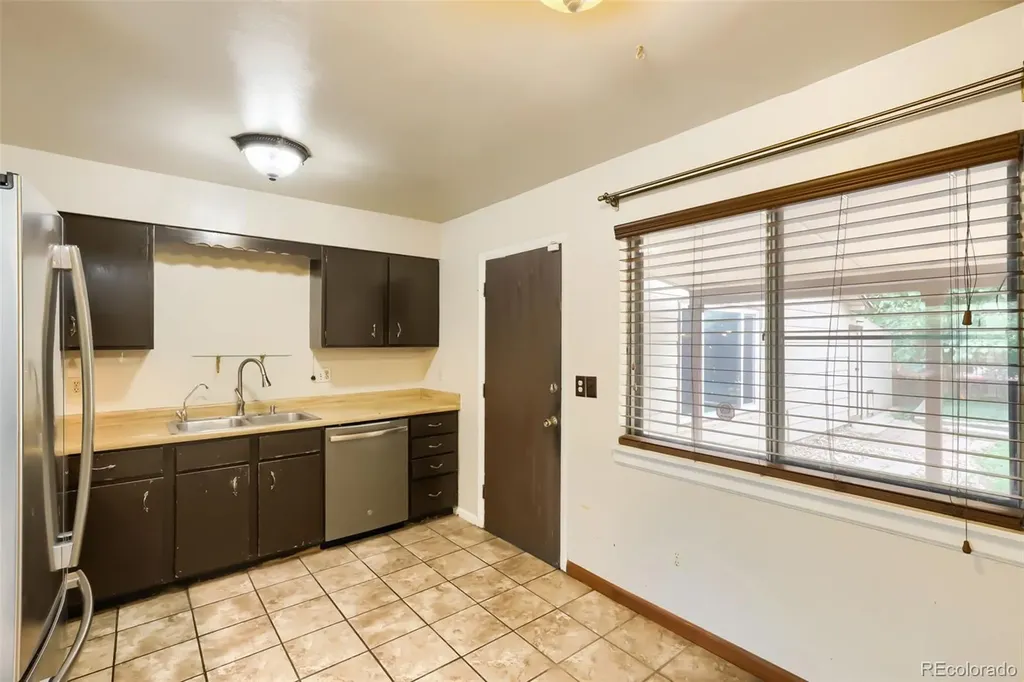 904 S Macon Street Aurora CO 80012