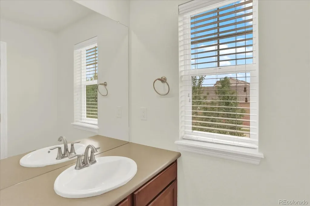 14822 Vienna Circle Parker CO 80134