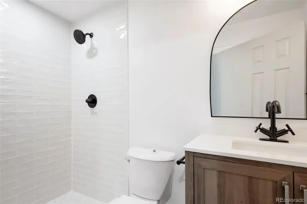 5390 Julian Street Denver CO 80221