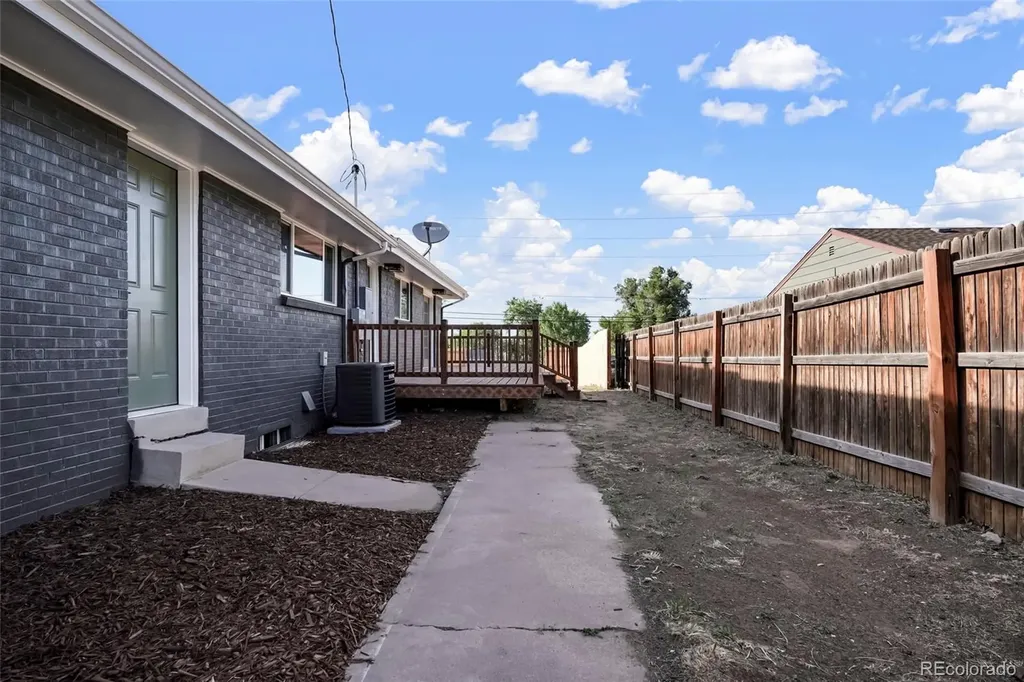 5390 Julian Street Denver CO 80221