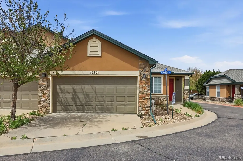 1623 N Granby Way Aurora CO 80011