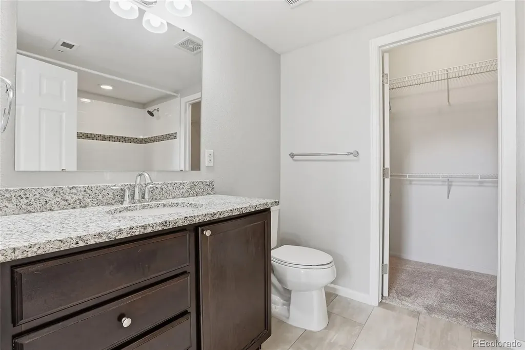 1623 N Granby Way Aurora CO 80011
