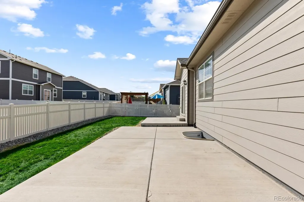 10189 Cedar Street Firestone CO 80504