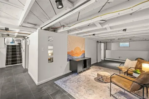 1669 Dallas Street Aurora CO 80010