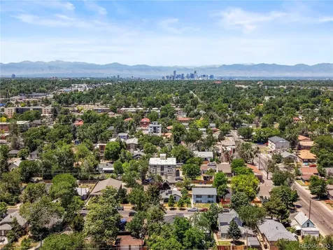 1669 Dallas Street Aurora CO 80010