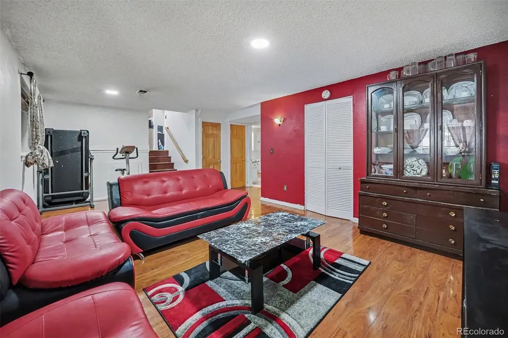 11239 E Center Avenue Aurora CO 80012