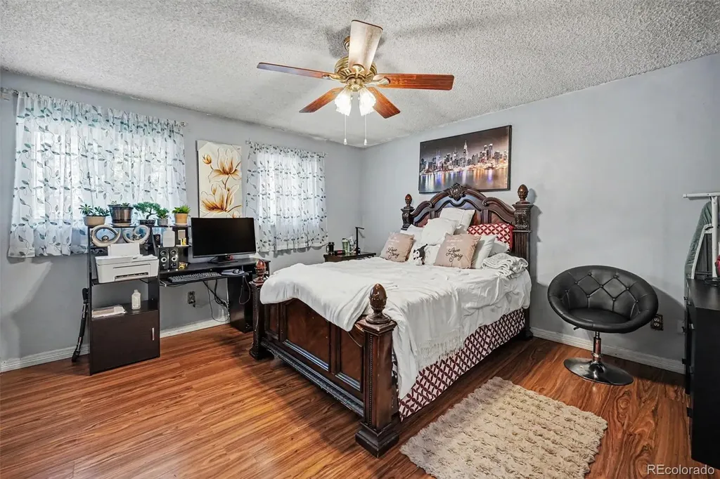 11239 E Center Avenue Aurora CO 80012