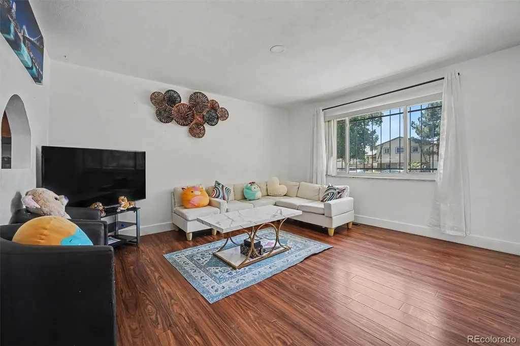 11239 E Center Avenue Aurora CO 80012