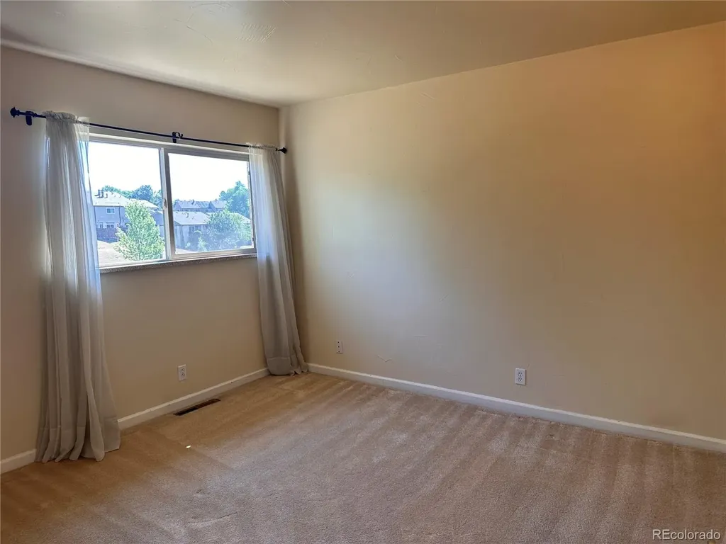 4663 W Ponds Circle Littleton CO 80123
