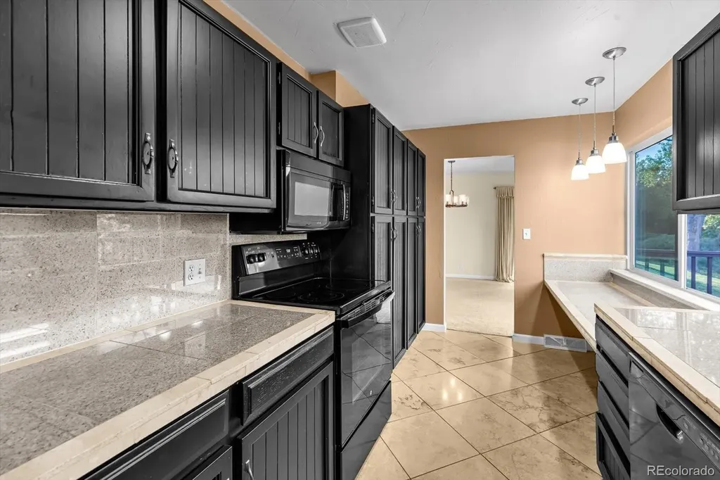 4663 W Ponds Circle Littleton CO 80123