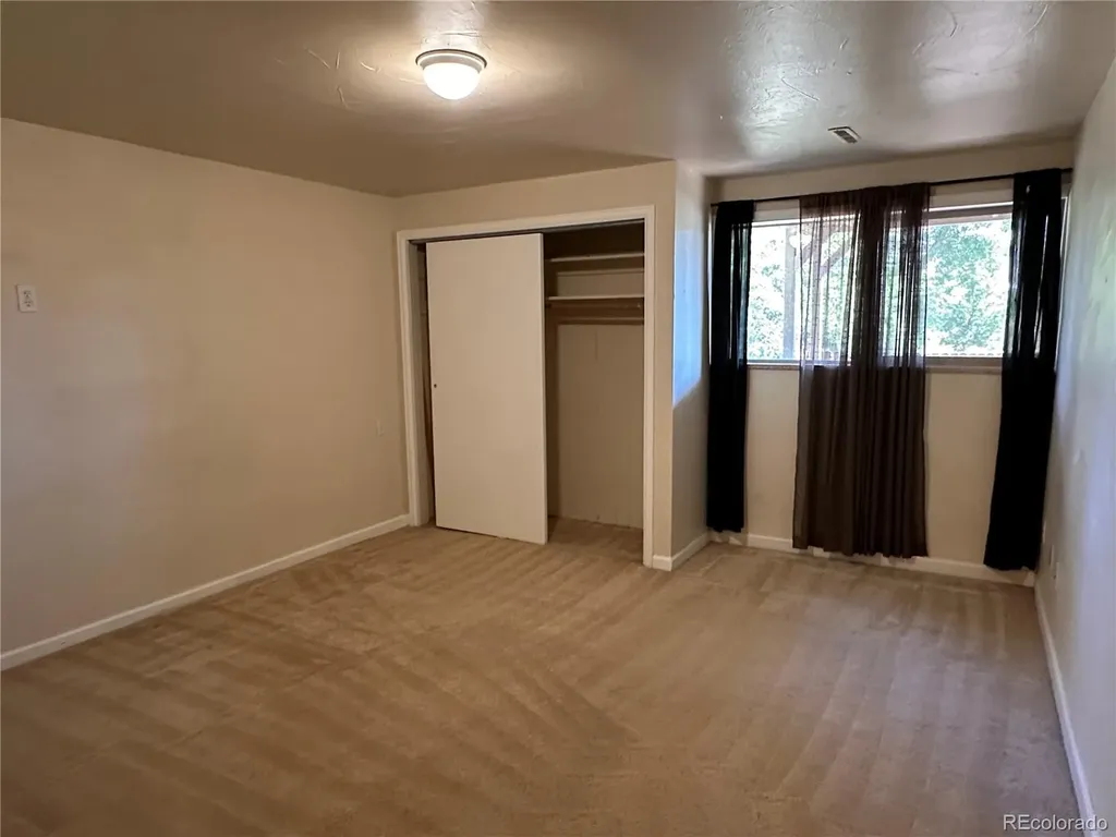 4663 W Ponds Circle Littleton CO 80123