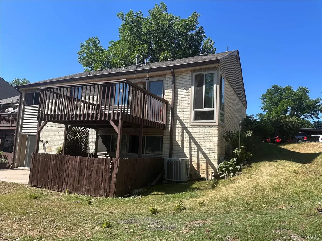 4663 W Ponds Circle Littleton CO 80123