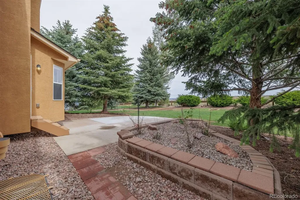 9215 Chetwood Drive Colorado Springs CO 80920